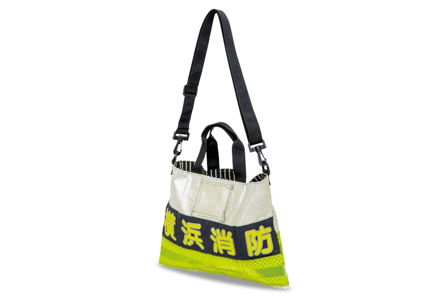 横浜消防 アップサイクルトートバッグ 救助隊 救助服 アップサイクルトートバッグ（救助服）【寄附金の使い道：「横浜